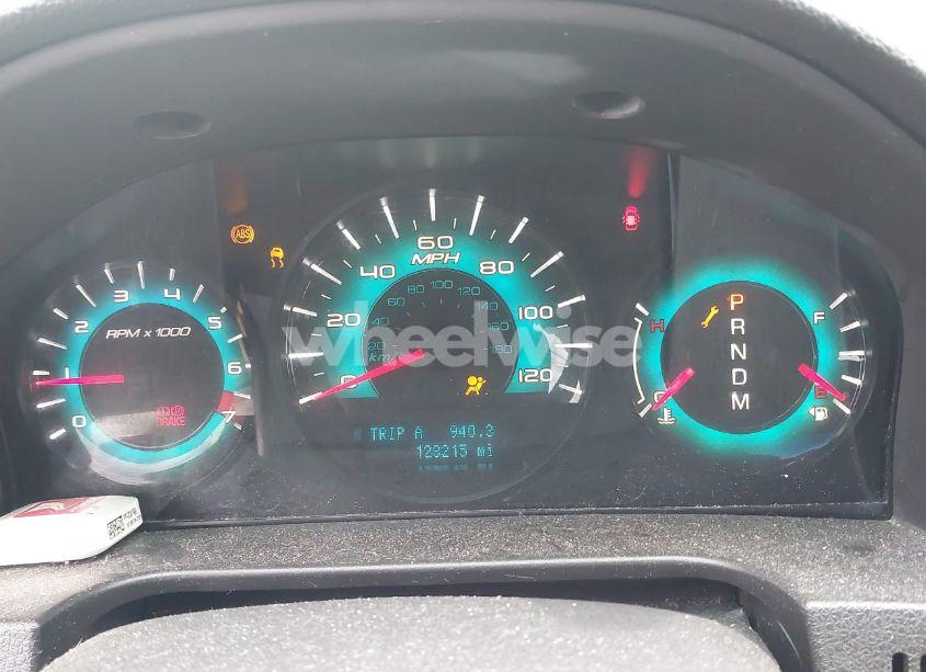 Photo 7 of 2010 Ford Fusion SE (VIN 3FAHP0HGXAR178313)