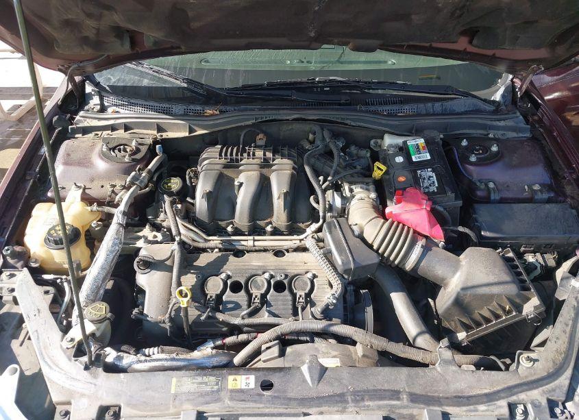 Photo 10 of 2011 Ford Fusion SE (VIN 3FAHP0HGXBR245719)