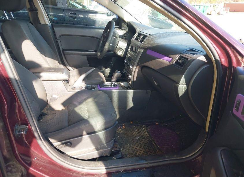 Photo 5 of 2011 Ford Fusion SE (VIN 3FAHP0HGXBR245719)