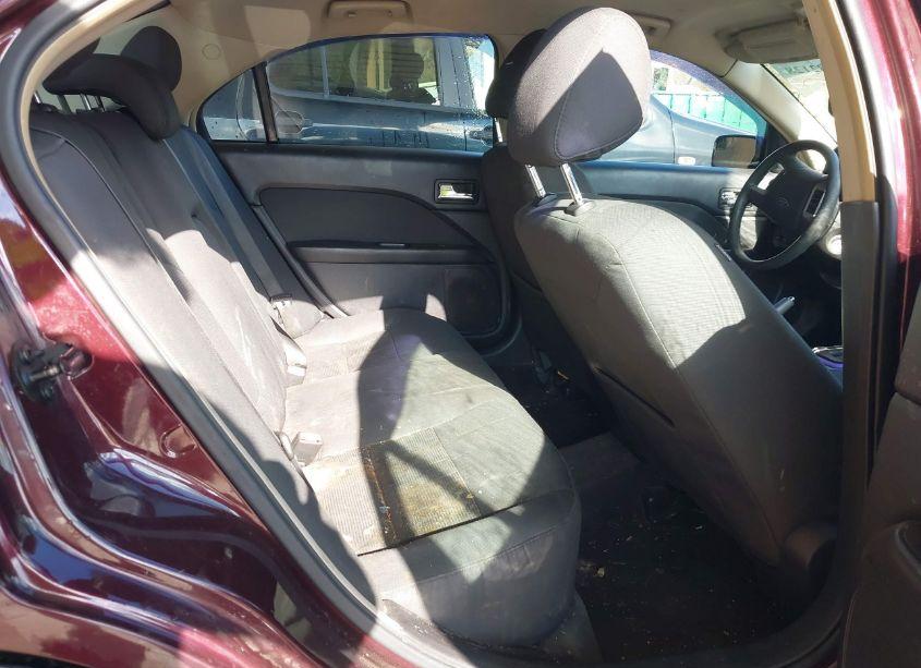 Photo 8 of 2011 Ford Fusion SE (VIN 3FAHP0HGXBR245719)