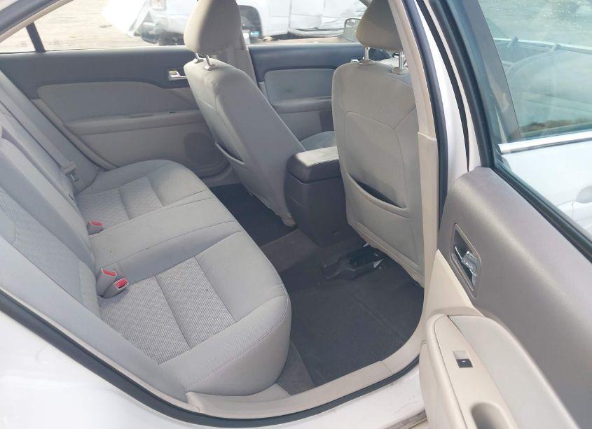 Photo 8 of 2012 Ford Fusion SE (VIN 3FAHP0HGXCR235113)