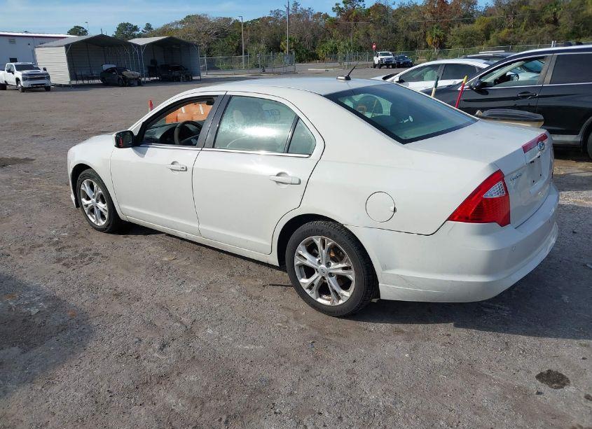 Photo 3 of 2012 Ford Fusion SE (VIN 3FAHP0HGXCR358829)