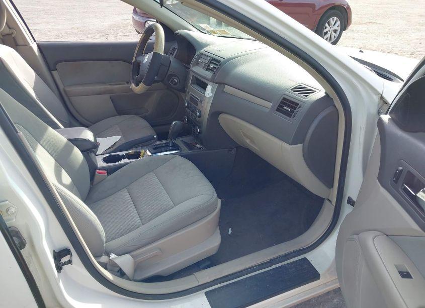 Photo 5 of 2012 Ford Fusion SE (VIN 3FAHP0HGXCR358829)