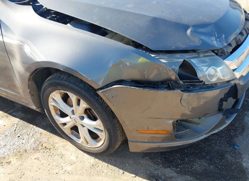 Photo 12 of 2012 Ford Fusion SE (VIN 3FAHP0HGXCR401758)