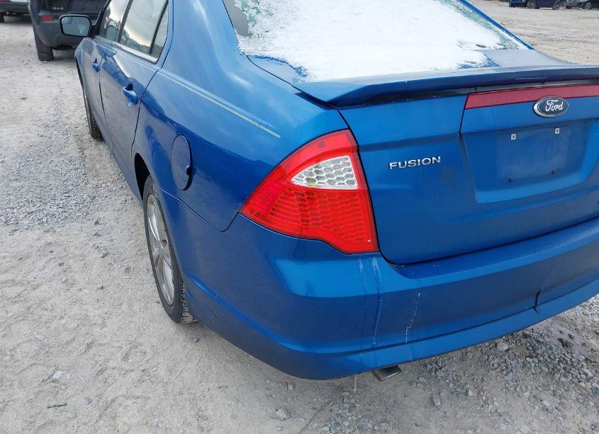 Photo 3 of 2012 Ford Fusion SE (VIN 3FAHP0HGXCR420049)