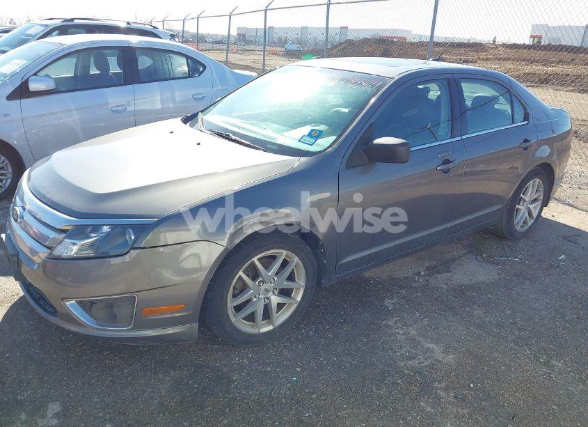 Photo 2 of 2010 Ford Fusion SEL (VIN 3FAHP0JA1AR431928)