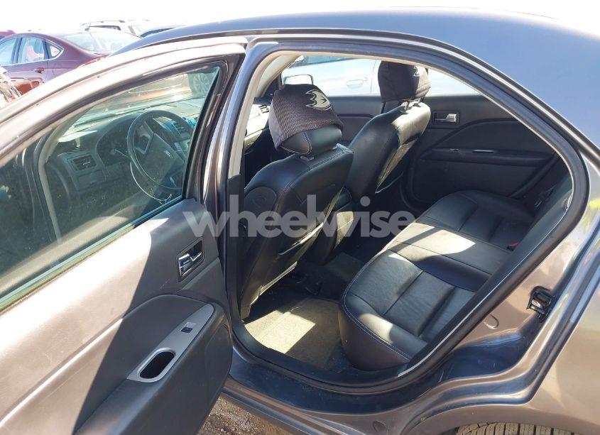 Photo 8 of 2010 Ford Fusion SEL (VIN 3FAHP0JA1AR431928)