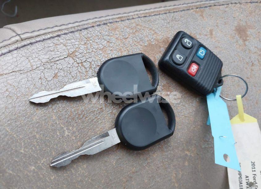 Photo 11 of 2011 Ford Fusion SEL (VIN 3FAHP0JA1BR152299)