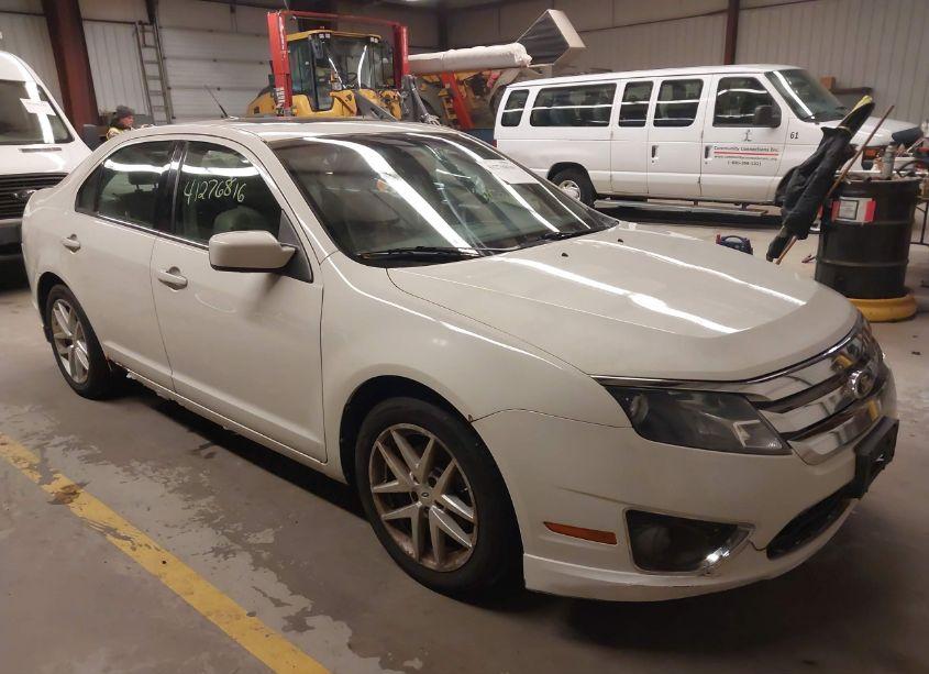 2011 Ford Fusion SEL (VIN 3FAHP0JA1BR246134) main photo