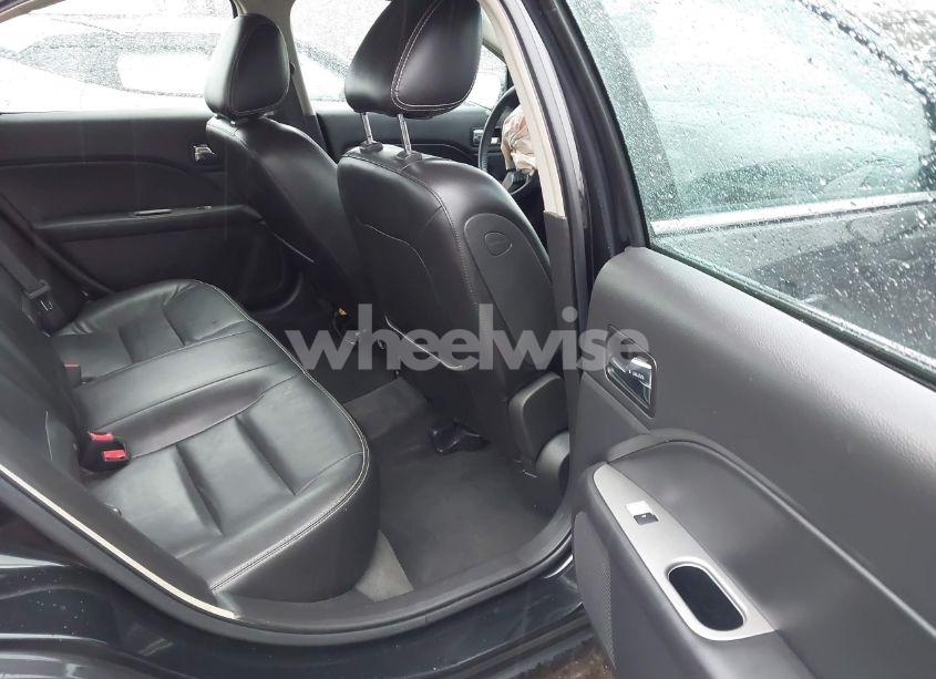 Photo 8 of 2010 Ford Fusion SEL (VIN 3FAHP0JA2AR173340)