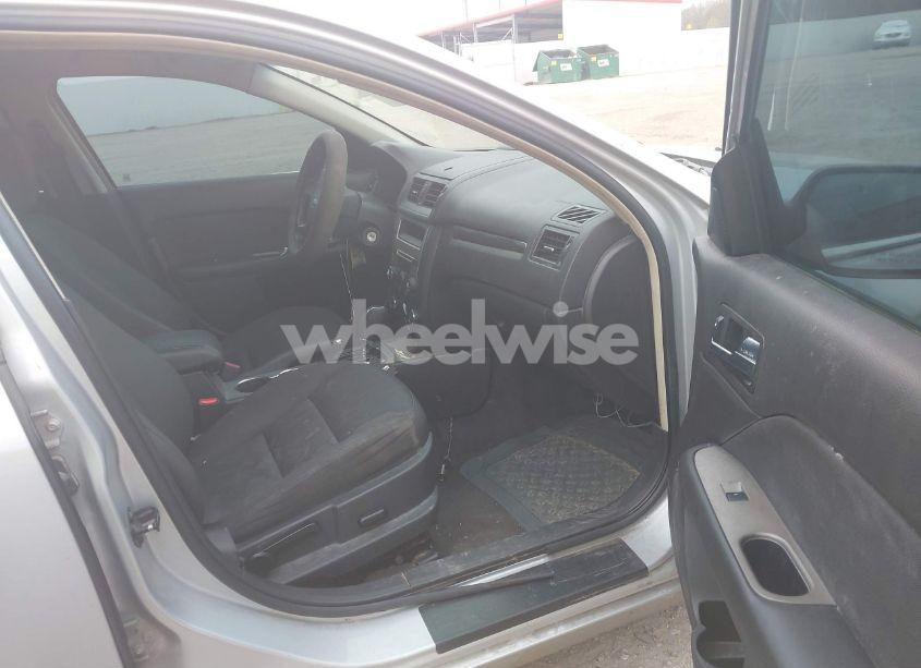 Photo 5 of 2010 Ford Fusion SEL (VIN 3FAHP0JA3AR166610)