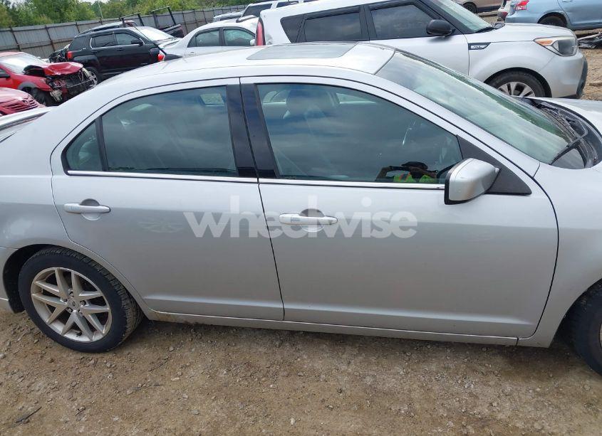 Photo 12 of 2010 Ford Fusion SEL (VIN 3FAHP0JA3AR244044)