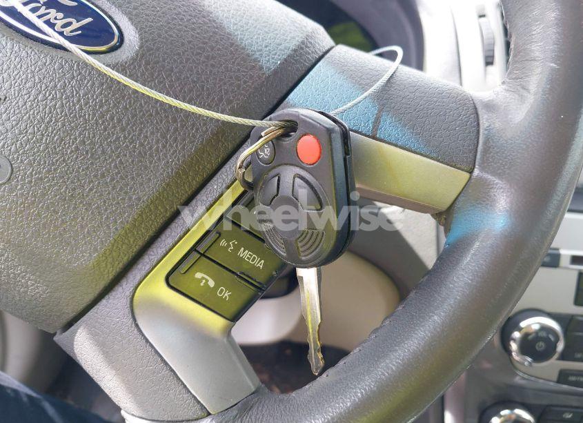 Photo 11 of 2010 Ford Fusion SEL (VIN 3FAHP0JA3AR313945)