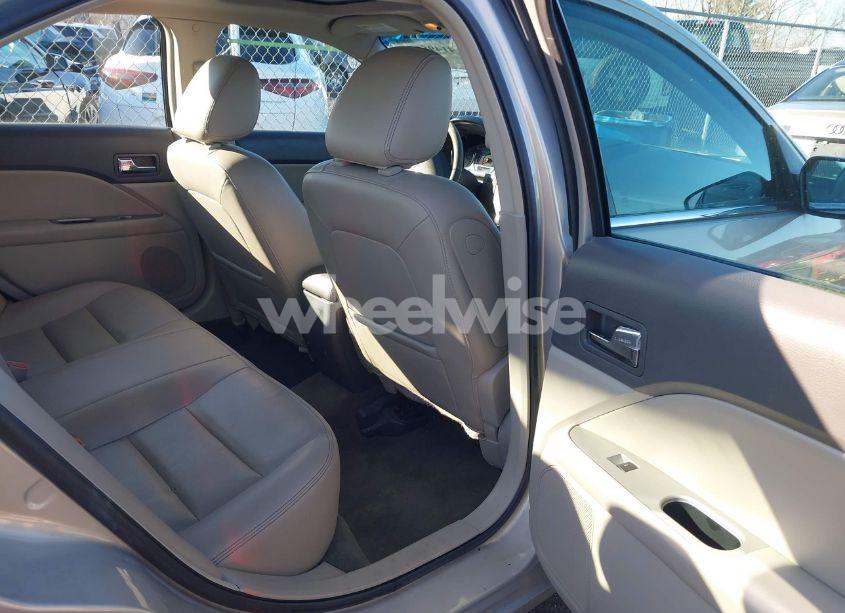 Photo 8 of 2010 Ford Fusion SEL (VIN 3FAHP0JA4AR353936)