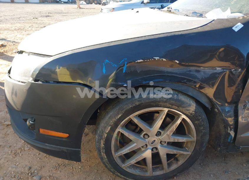 Photo 11 of 2010 Ford Fusion SEL (VIN 3FAHP0JA5AR110233)