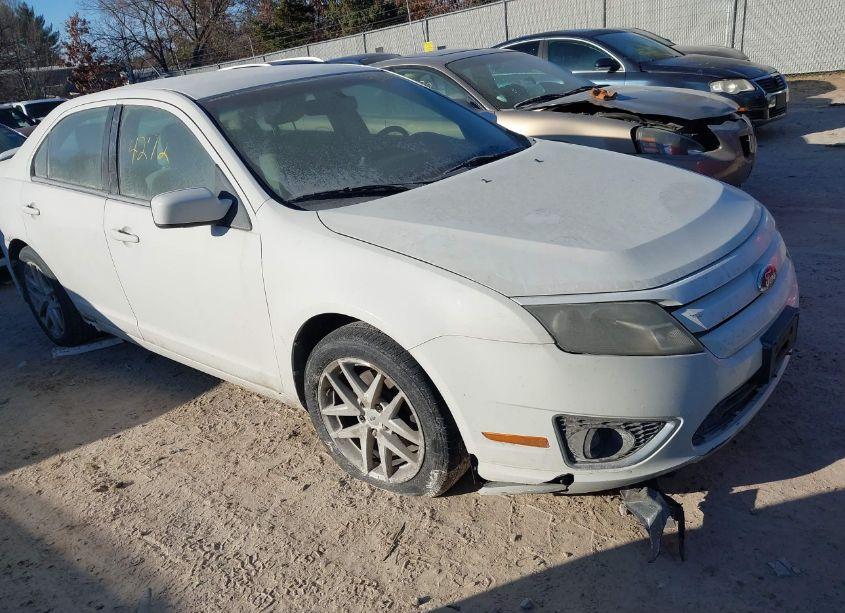 2011 Ford Fusion SEL (VIN 3FAHP0JA5BR305623) main photo