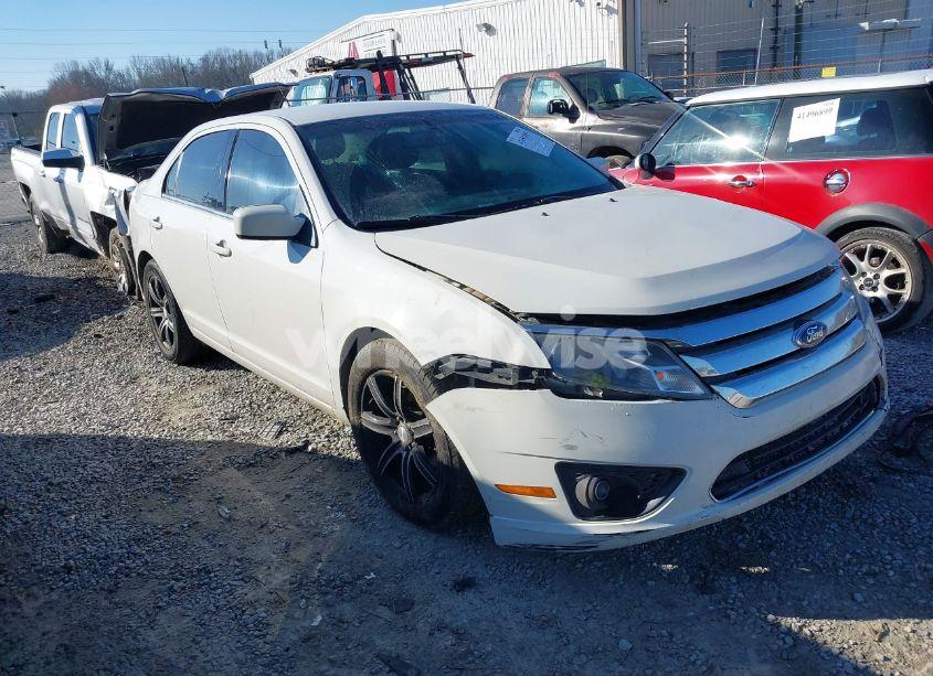 2011 Ford Fusion SEL (VIN 3FAHP0JA6BR150032) main photo