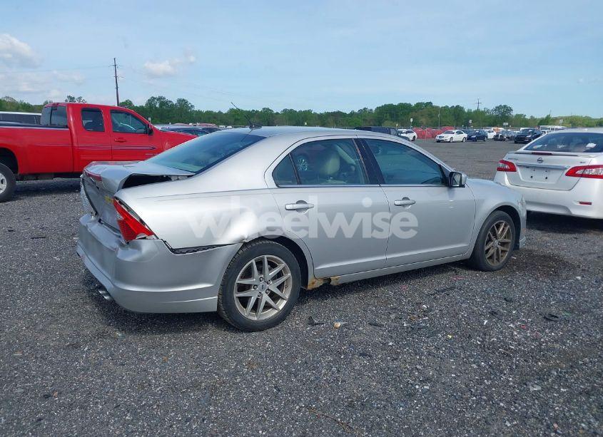 Photo 4 of 2010 Ford Fusion SEL (VIN 3FAHP0JA7AR310398)