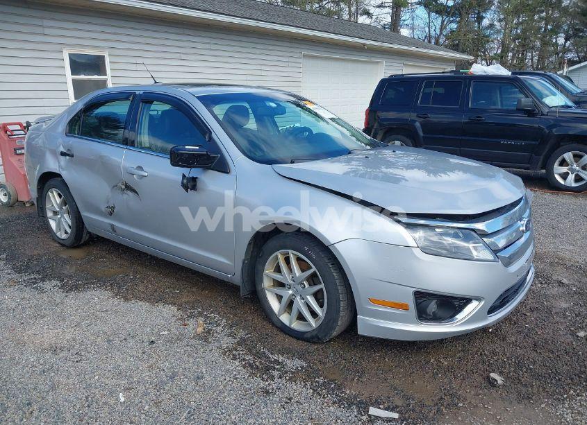 2010 Ford Fusion SEL (VIN 3FAHP0JA8AR430825) main photo