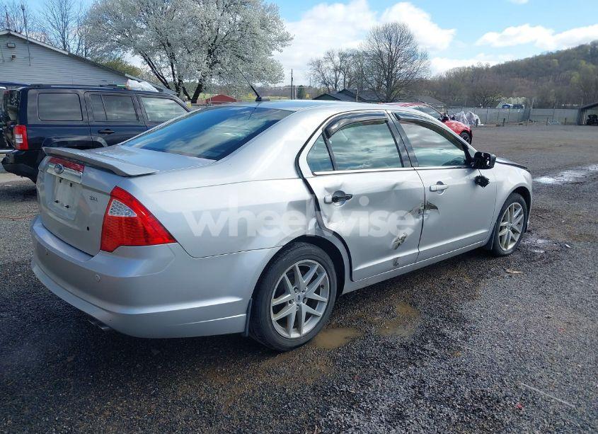 Photo 4 of 2010 Ford Fusion SEL (VIN 3FAHP0JA8AR430825)