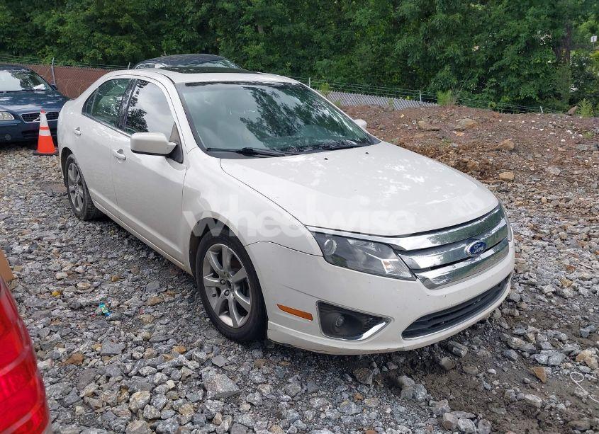 2010 Ford Fusion SEL (VIN 3FAHP0JA9AR300004) main photo
