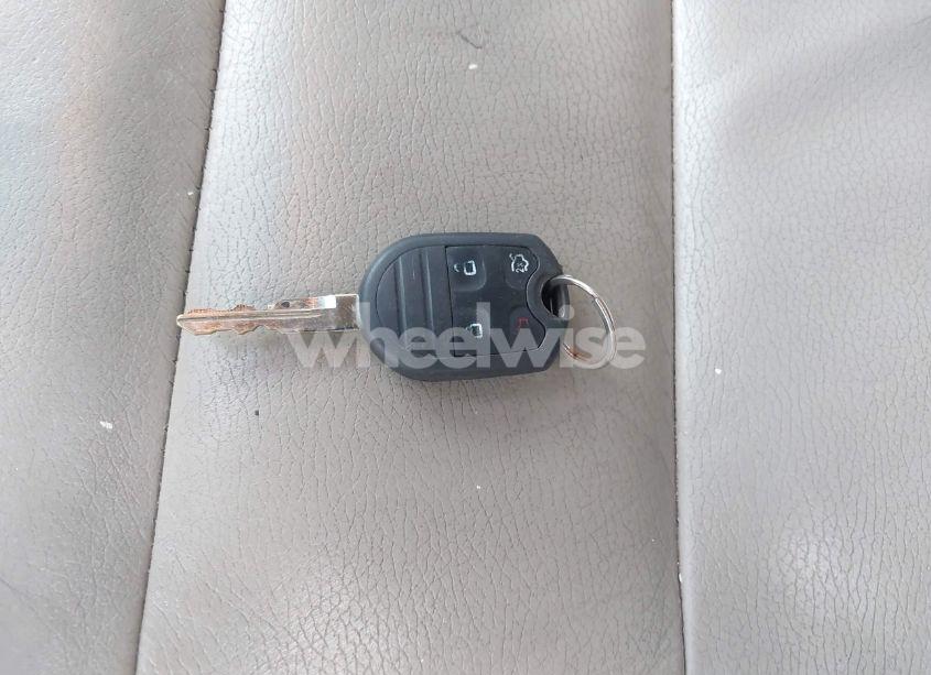 Photo 11 of 2010 Ford Fusion SEL (VIN 3FAHP0JA9AR300004)