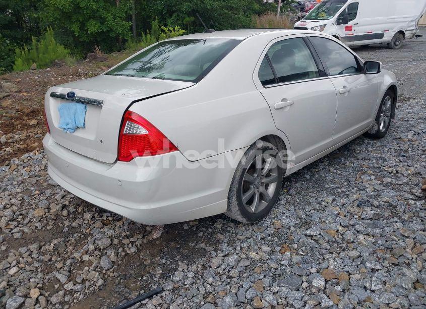 Photo 4 of 2010 Ford Fusion SEL (VIN 3FAHP0JA9AR300004)
