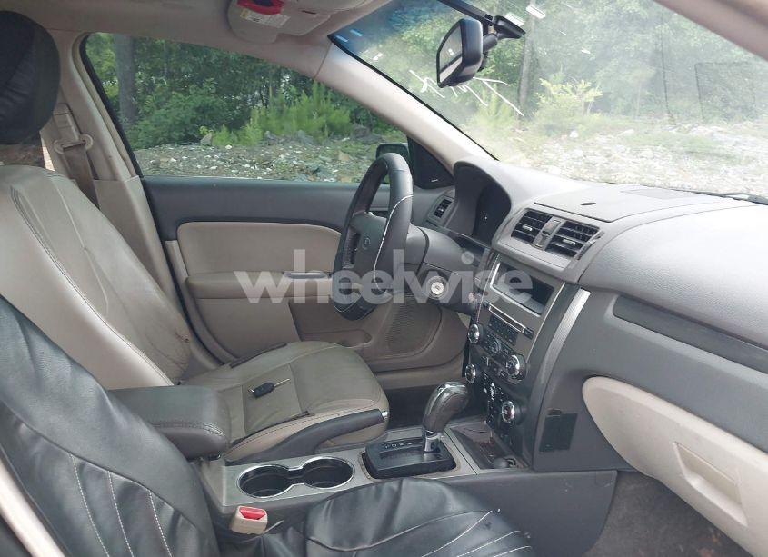 Photo 5 of 2010 Ford Fusion SEL (VIN 3FAHP0JA9AR300004)