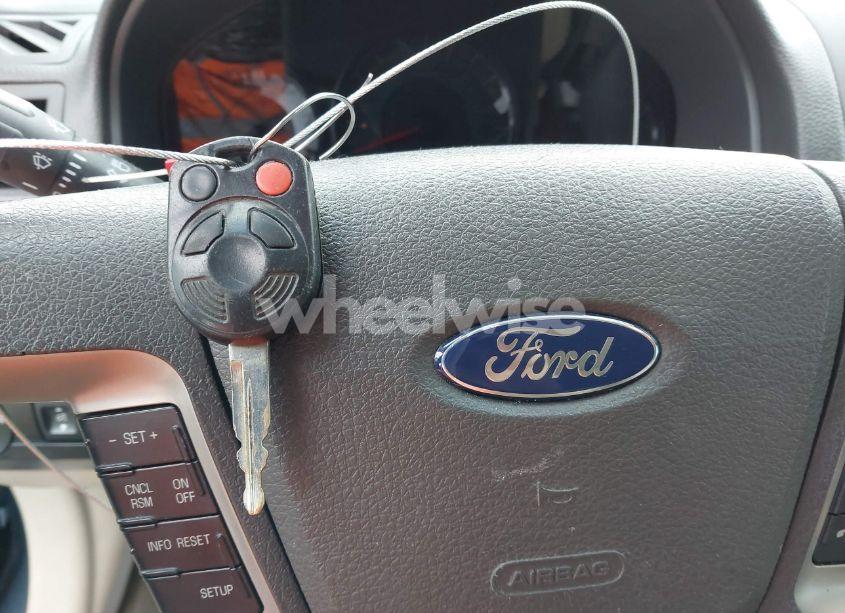 Photo 11 of 2011 Ford Fusion SEL (VIN 3FAHP0JAXBR265569)