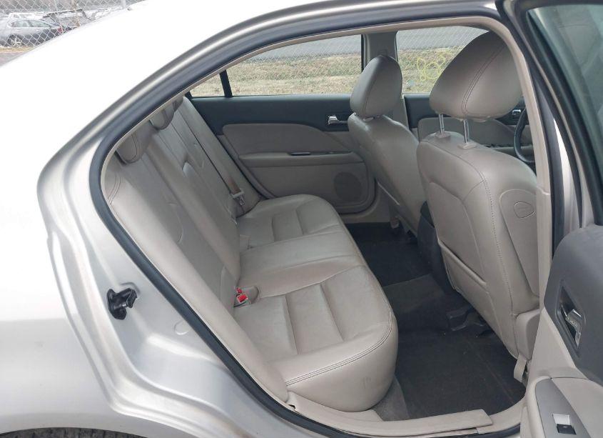 Photo 8 of 2010 Ford Fusion SEL (VIN 3FAHP0JG1AR278536)