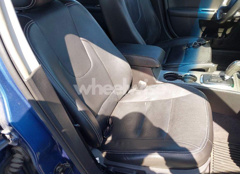 Photo 5 of 2010 Ford Fusion SEL (VIN 3FAHP0JG2AR148975)