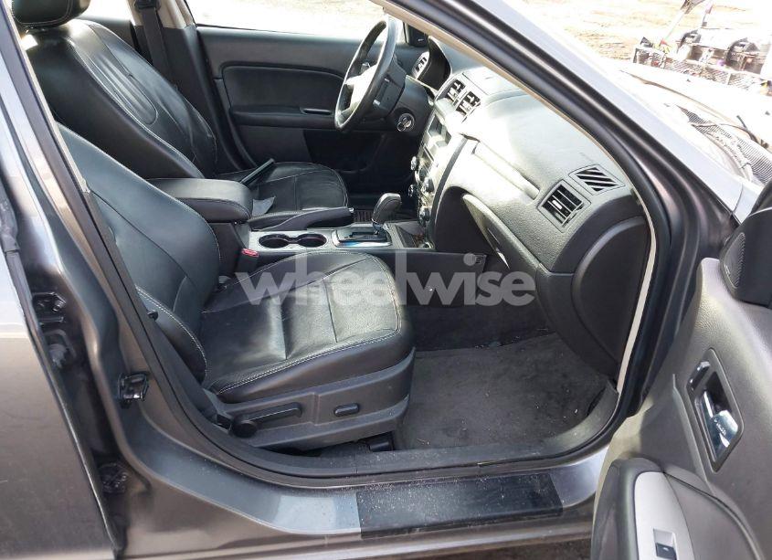 Photo 5 of 2010 Ford Fusion SEL (VIN 3FAHP0JG4AR286565)