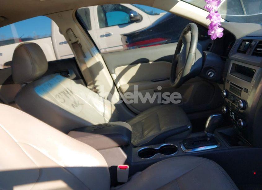 Photo 5 of 2010 Ford Fusion SEL (VIN 3FAHP0JG7AR279061)