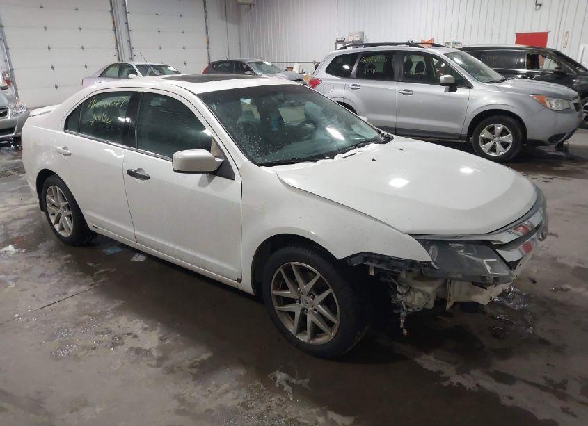 2010 Ford Fusion SEL (VIN 3FAHP0JG8AR250250) main photo