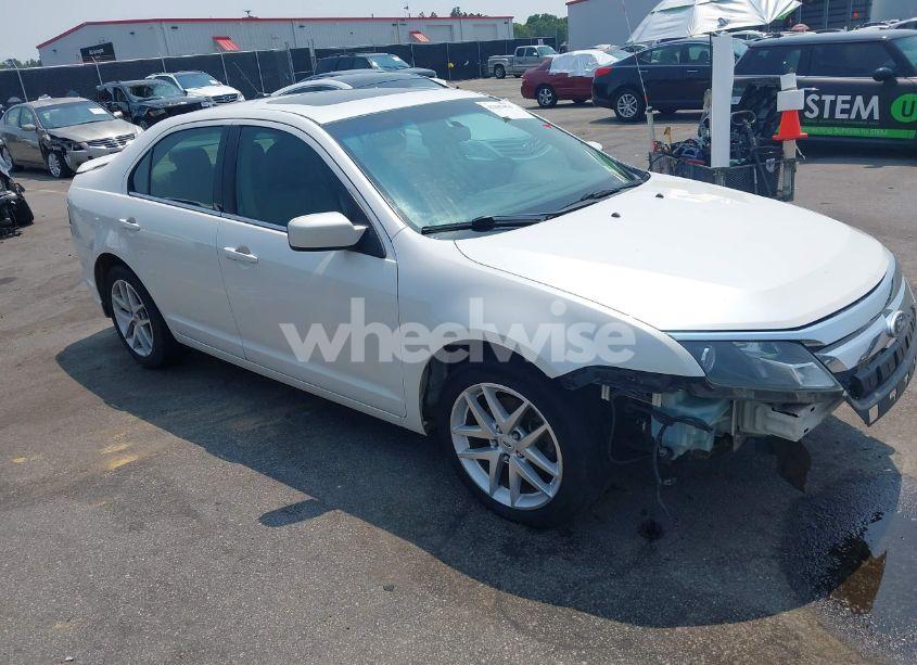 2010 Ford Fusion SEL (VIN 3FAHP0JG8AR279375) main photo