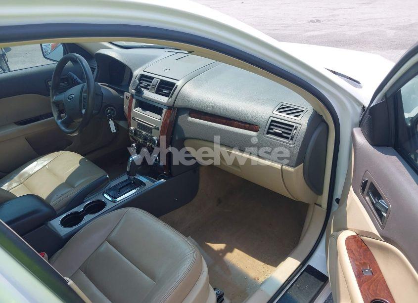 Photo 5 of 2010 Ford Fusion SEL (VIN 3FAHP0JG8AR279375)