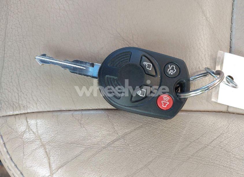 Photo 11 of 2011 Ford Fusion SEL (VIN 3FAHP0JG8BR114928)