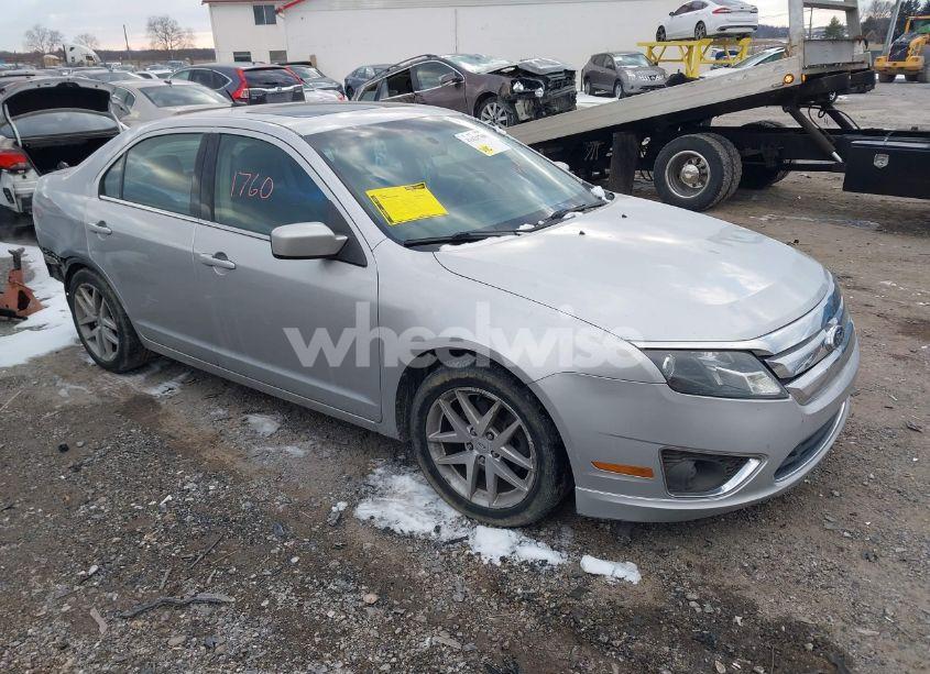 2010 Ford Fusion SEL (VIN 3FAHP0JG9AR379355) main photo