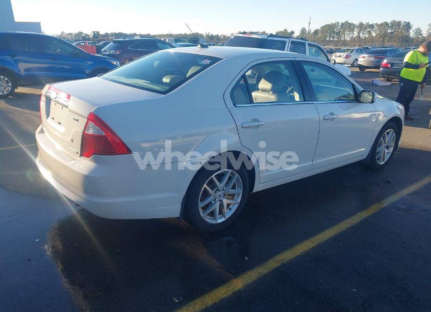 Photo 4 of 2011 Ford Fusion SEL (VIN 3FAHP0JGXBR137126)