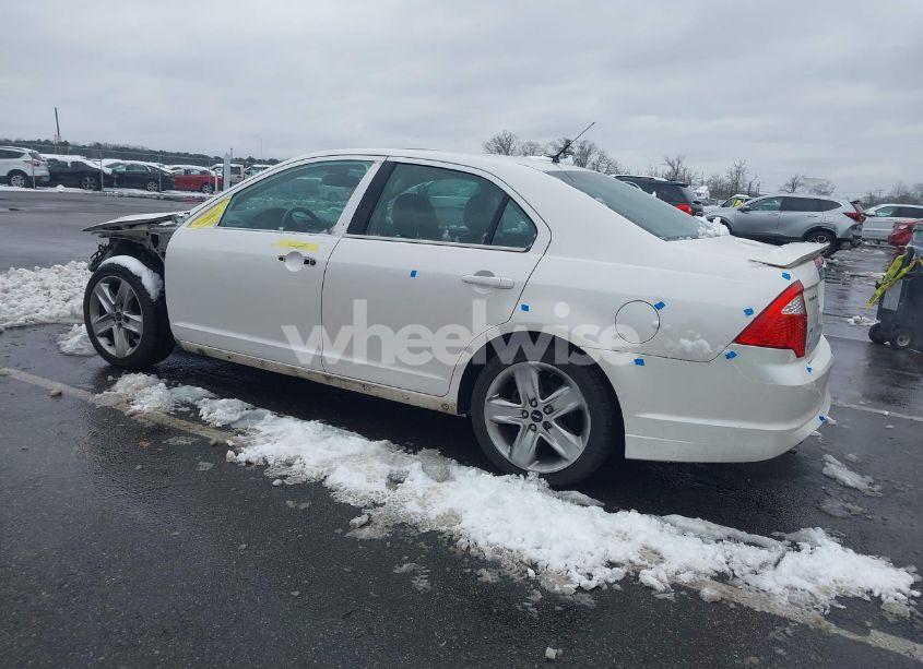 Photo 3 of 2012 Ford Fusion SPORT (VIN 3FAHP0KC0CR318815)