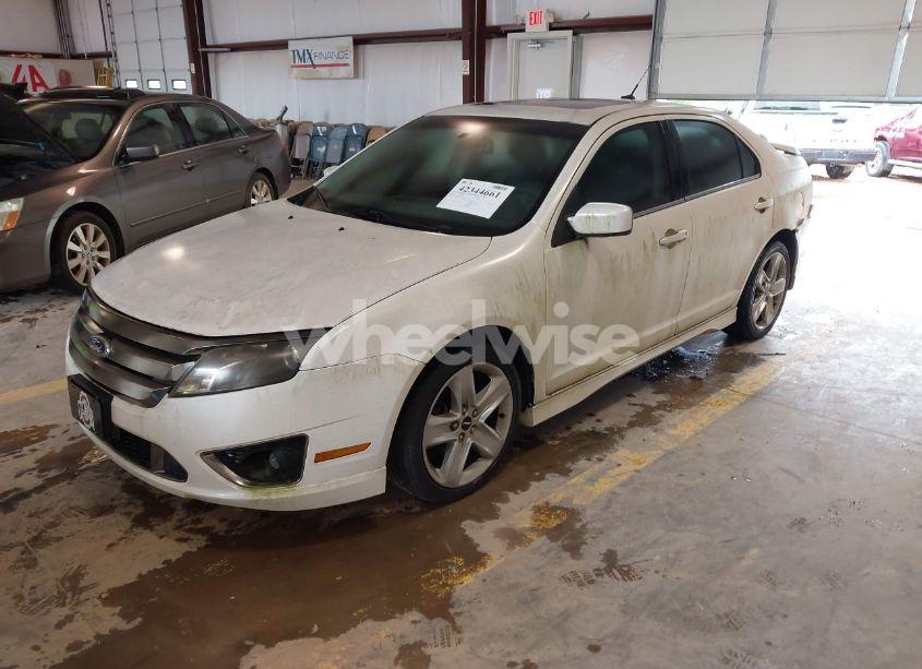 Photo 2 of 2012 Ford Fusion SPORT (VIN 3FAHP0KC1CR180251)