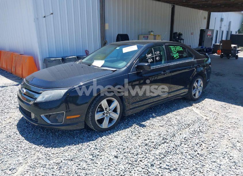 Photo 2 of 2011 Ford Fusion SPORT (VIN 3FAHP0KC2BR199390)