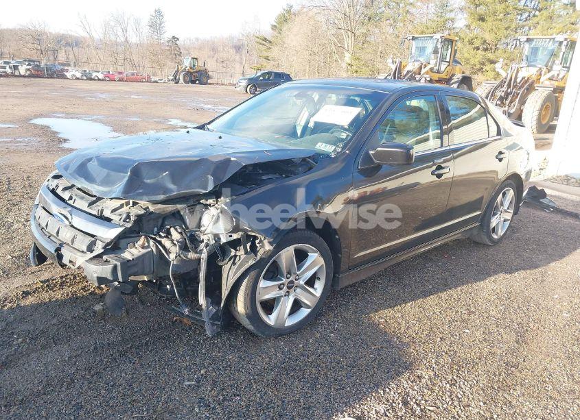 Photo 2 of 2012 Ford Fusion SPORT (VIN 3FAHP0KC2CR256673)