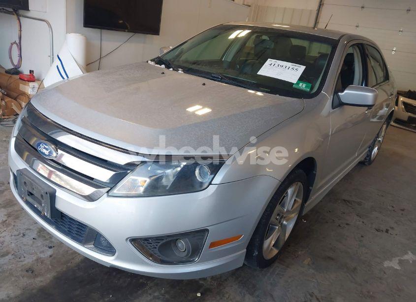 Photo 2 of 2012 Ford Fusion SPORT (VIN 3FAHP0KC5CR189955)