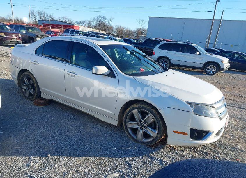 2011 Ford Fusion SPORT (VIN 3FAHP0KC9BR240940) main photo