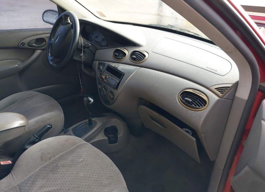 Photo 5 of 2003 Ford Focus ZX5 (VIN 3FAHP37303R139927)