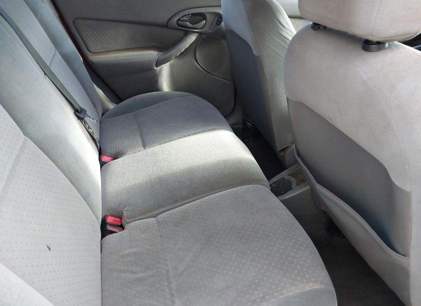 Photo 8 of 2003 Ford Focus ZX5 (VIN 3FAHP37303R139927)