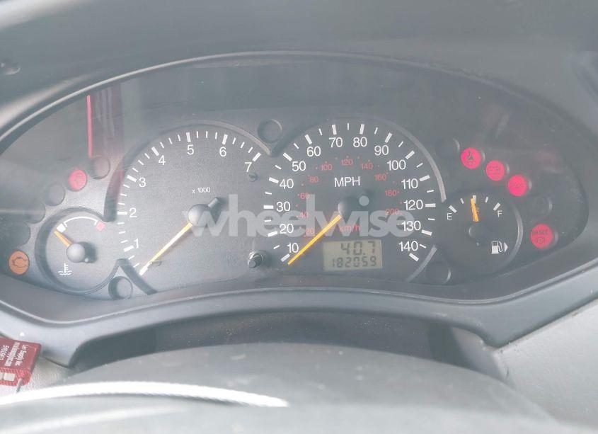 Photo 7 of 2002 Ford Focus ZX5 (VIN 3FAHP37332R177926)