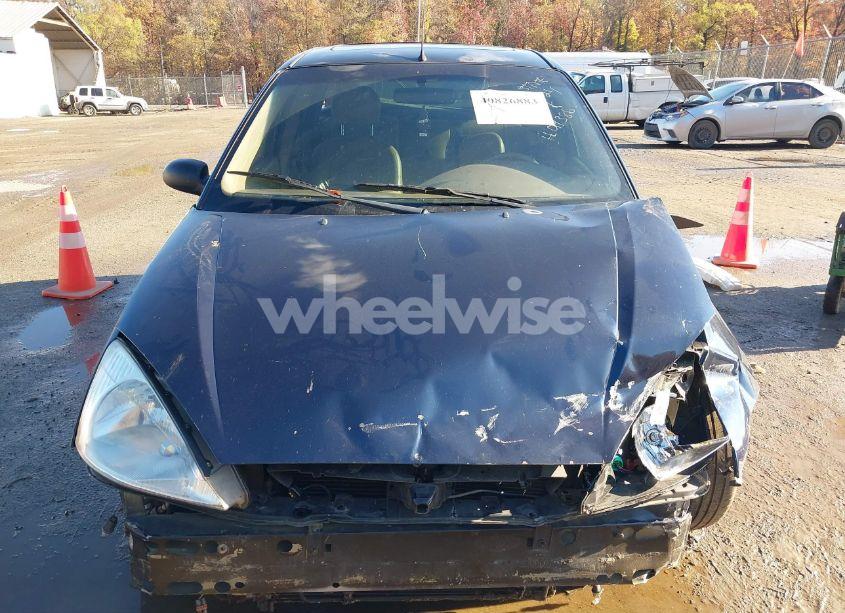 Photo 13 of 2002 Ford Focus ZX5 (VIN 3FAHP37352R238564)