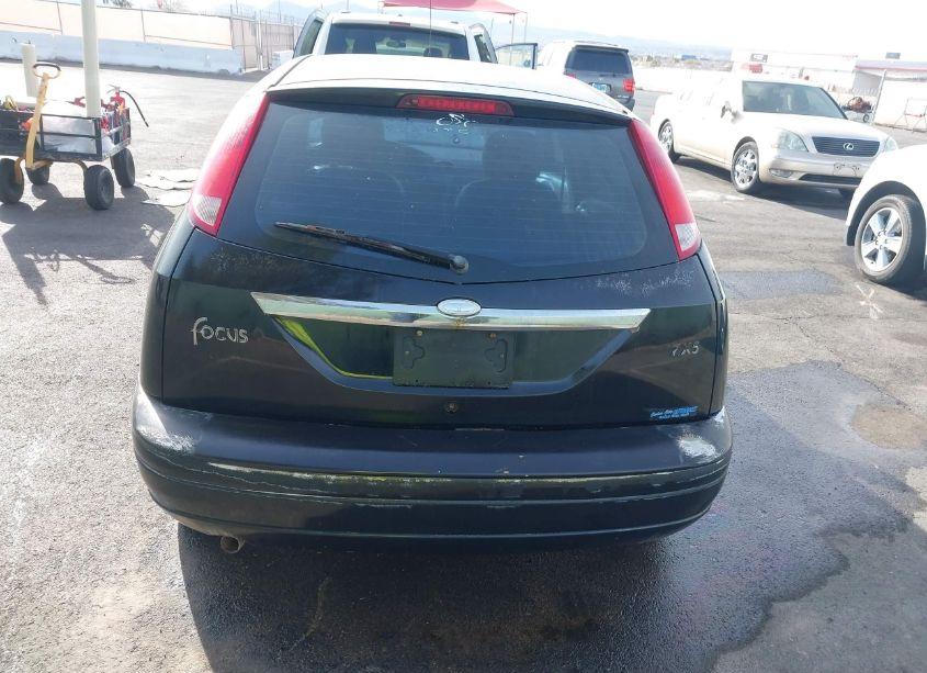 Photo 12 of 2002 Ford Focus ZX5 (VIN 3FAHP373X2R130294)